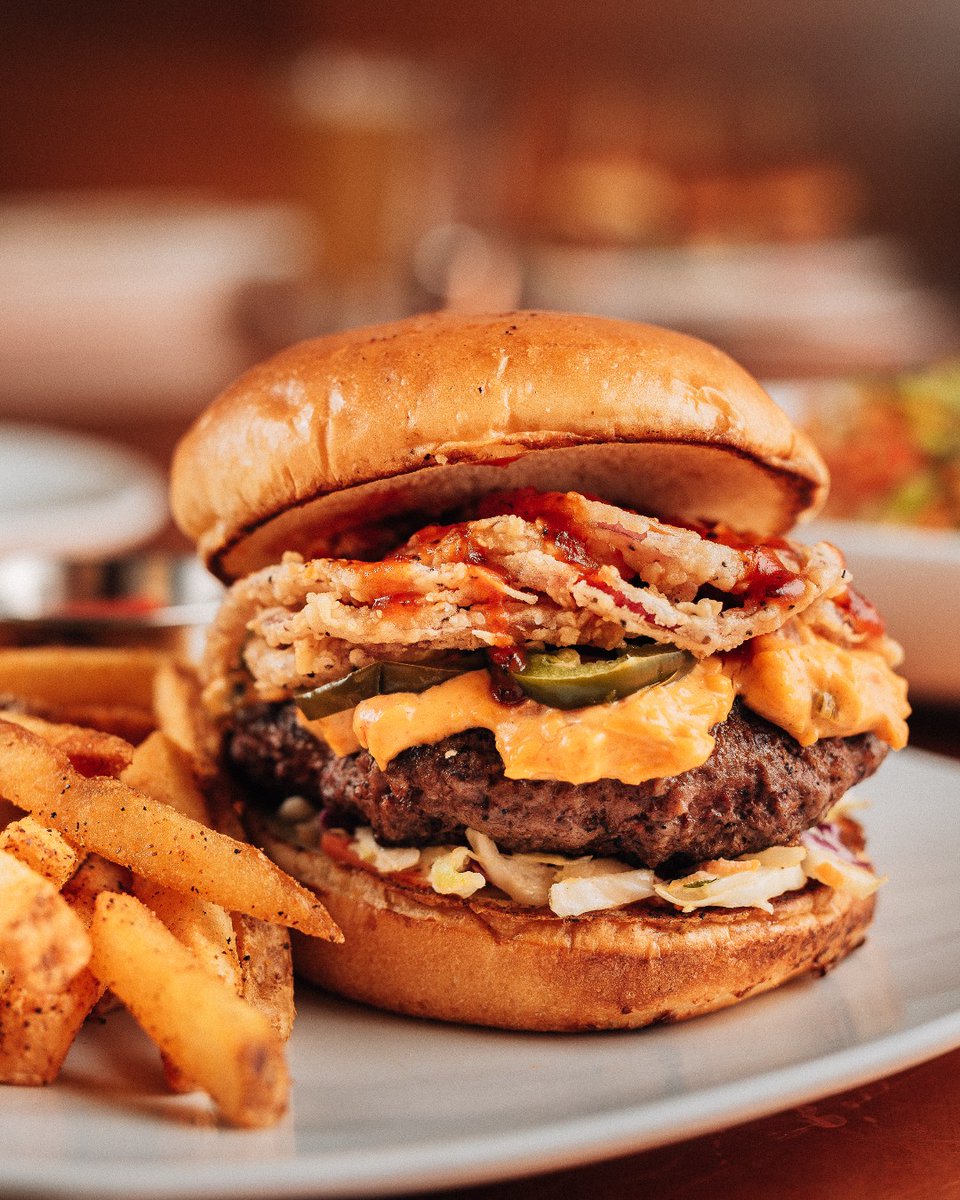 We pile 'em up so you can put 'em down! Celebrate National Onion Ring Day responsibly. 😋🧅

#OldTownPourHouse #IllinoisRestaurants #IllinoisEats #Foodies #IGFoodies #FoodNearMe #Trending #OnionRingDay #OnionRings