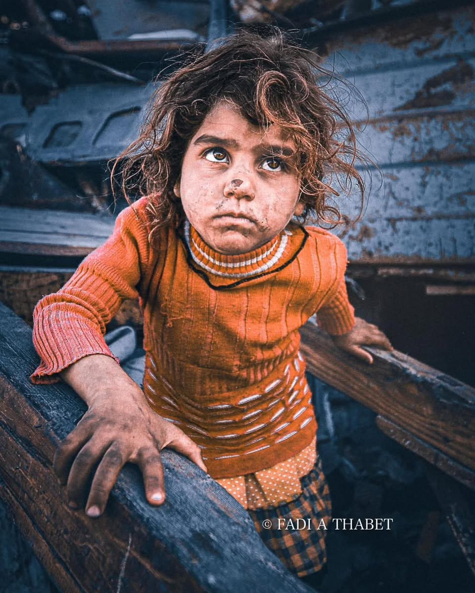 No dejes de hablar de #Gaza 🇵🇸
El genocidio de Israel contra el pueblo palestino no se ha detenido. Mientras los titulares apuntan a Irán, Gaza sigue bajo bombas, con hambre, sufrimiento y muerte.
La limpieza étnica continúa, aunque intenten desviar la mirada.