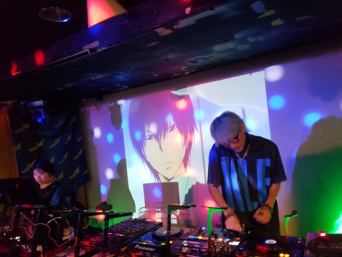 池袋ヲタバー『バナナボンゴ』