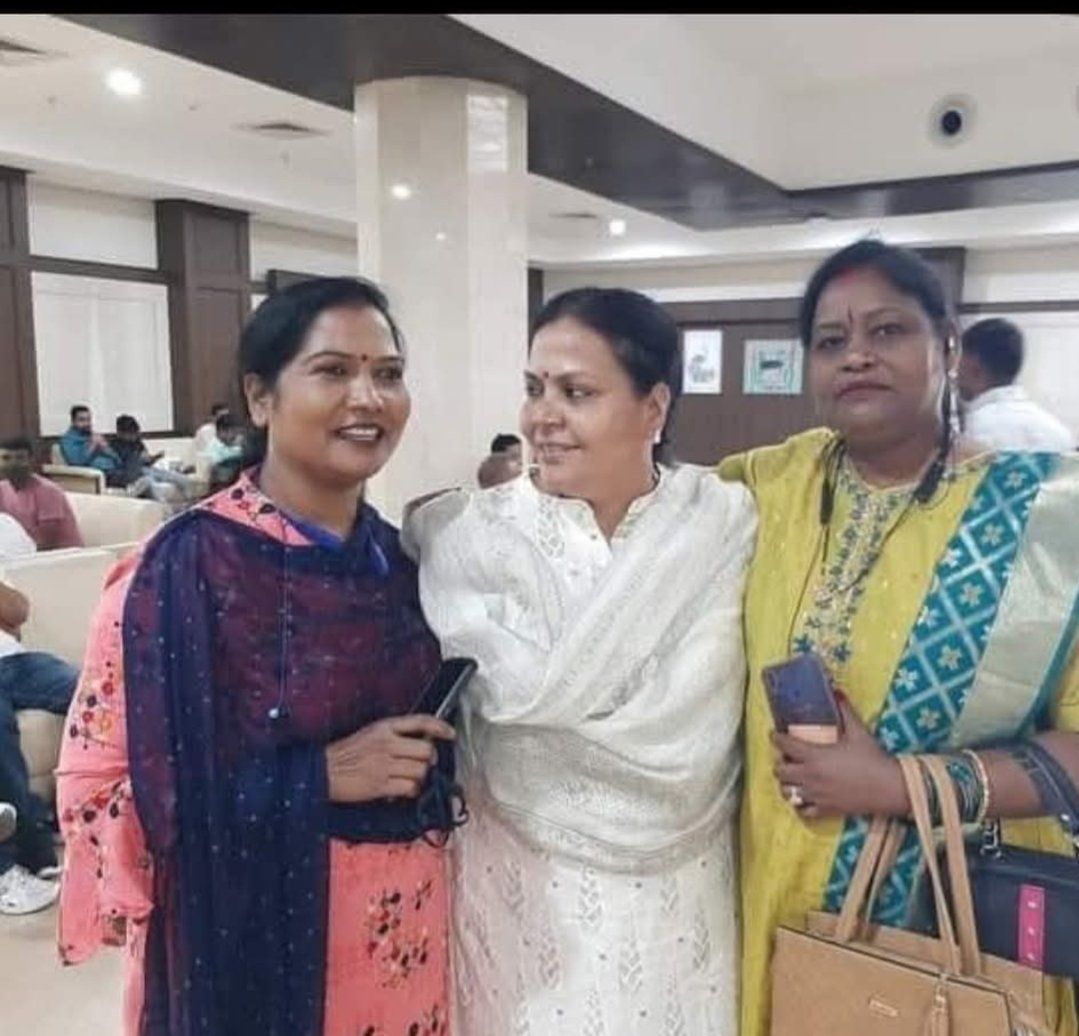 indiradevi48's tweet photo. झारखंड कैबिनेट मंत्री हम सब की गरजीयन  मार्गदर्शी बड़ी बहन @DipikaPS  दीदी जी को जन्मदिन की हार्दिक शुभकामनाएं https://t.co/FNr9Eucr6N