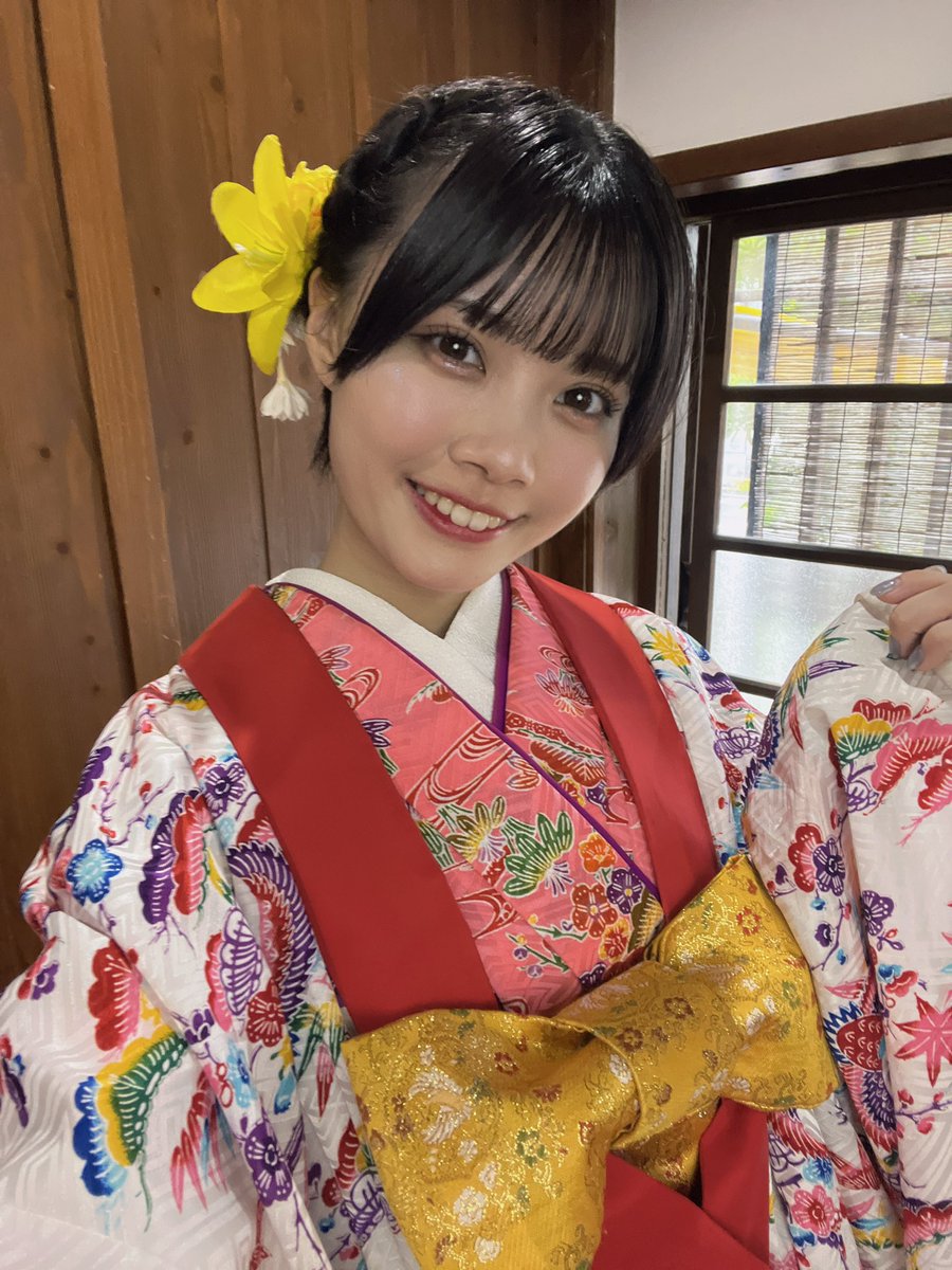 itr_kanon's tweet photo. 今回、沖縄まで遠征してくださった皆さん本当にありがとうございました！

想像以上にたくさんの方が集まってくださっていて、それも全国各地から！！
すごくすごく嬉しかったです🥰

ライブもオフ会も撮影会も、沖縄でしか味わえない空間と思い出ができました💓

次はぜーったい杏菜も一緒に、また沖縄に来れたら嬉しいです！
その時はまた、皆さんと思い出作れたら嬉しいな🫶🏻
本当にありがとうございました🎀