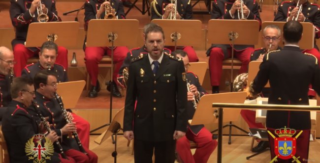 PlataformaMillanAstray (@plataformamill1) on Twitter photo El <a href="/EjercitoTierra/">Ejército de Tierra 🇪🇸</a> elige "El novio de la muerte", interpretado por el policía nacional Ángel Cortés, para felicitar el #DíaDeLaMúsica que se celebró ayer sábado. El considerado, sin serlo, himno de #LaLegión, se ha convertido en bandera musical de #Ceuta.
elfarodeceuta.es/novio-muerte-p… El <a href="/EjercitoTierra/">Ejército de Tierra 🇪🇸</a> elige "El novio de la muerte", interpretado por el policía nacional Ángel Cortés, para felicitar el #DíaDeLaMúsica que se celebró ayer sábado. El considerado, sin serlo, himno de #LaLegión, se ha convertido en bandera musical de #Ceuta.
elfarodeceuta.es/novio-muerte-p…