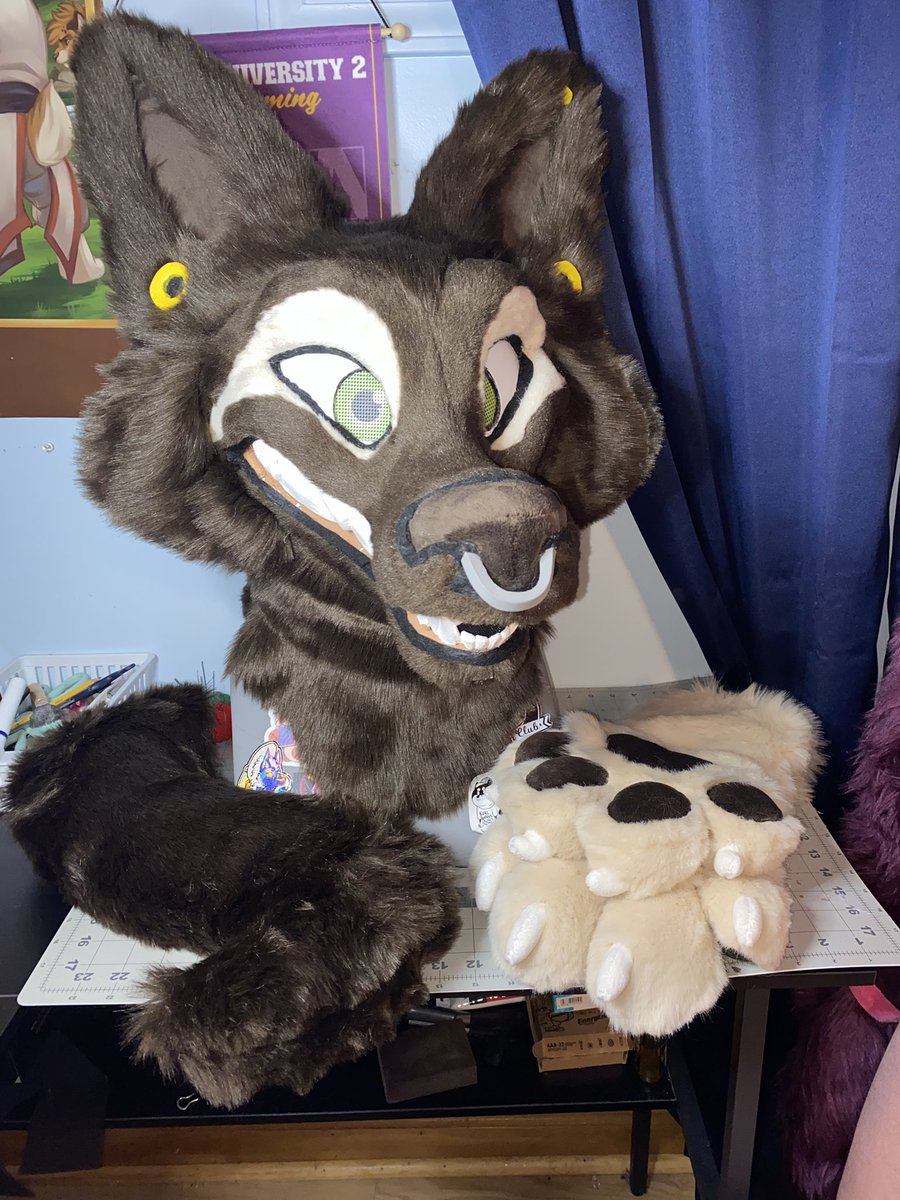 BatteredBadger's tweet image. Fursuit commission completed for @cryptidsteeth !! Loved making this guy for my friend❤️ Thank you again!