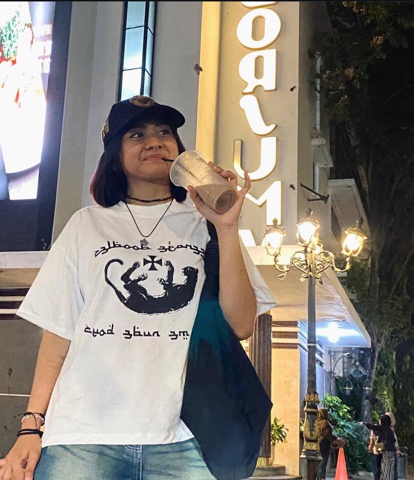 kaleadll's tweet image. think again