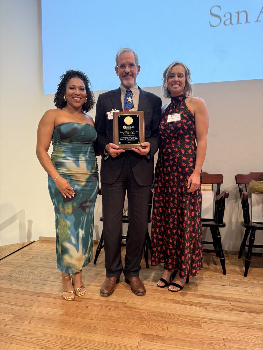 Ryan Rose, MD (@dr_ryanrose) on Twitter photo Another successful graduation! Our graduating chiefs are phenomenal and we can’t wait to see what they accomplish. Couldn’t have done it without my APD <a href="/DrStevenGibbons/">Steven D. Gibbons, MD FAAOS</a> and our amazing support staff.<a href="/Str8bonesJim/">Jim Ficke</a> <a href="/UTHealthSAOrtho/">UT Health San Antonio Orthopaedic Residency</a> <a href="/McNayArt/">McNay Art Museum</a> Another successful graduation! Our graduating chiefs are phenomenal and we can’t wait to see what they accomplish. Couldn’t have done it without my APD <a href="/DrStevenGibbons/">Steven D. Gibbons, MD FAAOS</a> and our amazing support staff.<a href="/Str8bonesJim/">Jim Ficke</a> <a href="/UTHealthSAOrtho/">UT Health San Antonio Orthopaedic Residency</a> <a href="/McNayArt/">McNay Art Museum</a>