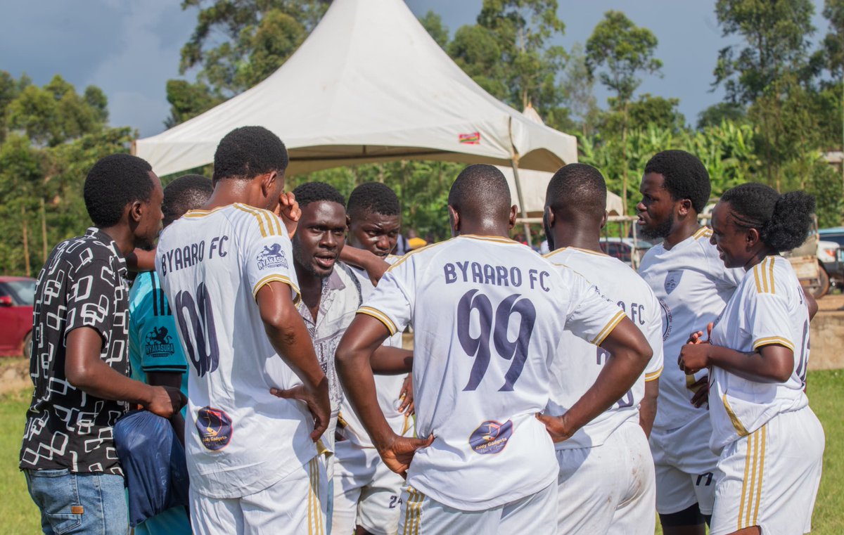 Nyakasura Alumni League (@nyakasuraleague) on Twitter photo Fort Portal edition, MD3
The village 🦁🦁 🦁, BYAARO FC <a href="/FcByaaro/">BYAARO FC.</a> 🤍 turned up in emotions and vibes 😀
#NALS3
#BiggerBetterBold Fort Portal edition, MD3
The village 🦁🦁 🦁, BYAARO FC <a href="/FcByaaro/">BYAARO FC.</a> 🤍 turned up in emotions and vibes 😀
#NALS3
#BiggerBetterBold