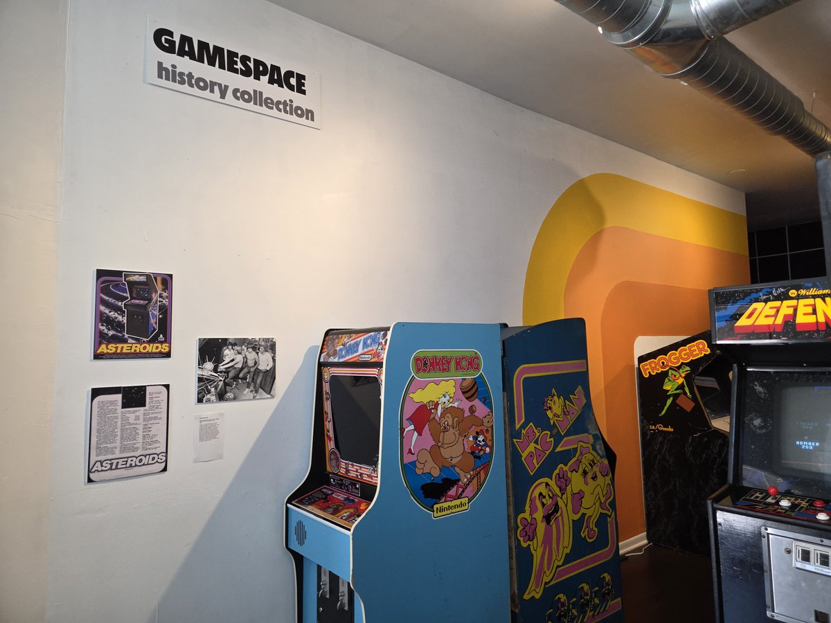chigamespace's tweet image. Don't miss your chance! Our Shadow of the Colossus exhibit is still running.
chicagogamespace.com/exhibitions/sh…
That, and a couple dozen other great games for you to try!
As always, we're here on Saturdays and Sundays, 2-5pm off the 606!