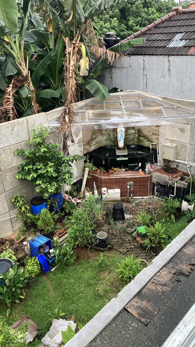 hl_fbn's tweet photo. 1 dari beberapa keluarga yang aku jumpai punya lahan dgn rumah yang tumbuh seiring tumbuhnya keluarga mereka. Keren! 🙌 https://t.co/d6C4MUoxHh
