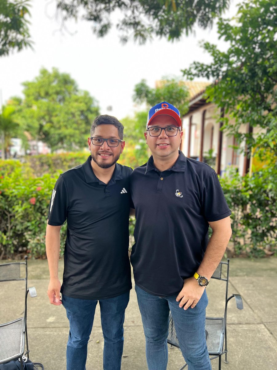 DavidAlvaradoMu's tweet photo. E 44: @ByronFallaD (Cambiando la Cultura Empresarial - DALE PLAY) en #YoCreoenCúcuta

DALE PLAY FEST: propuesta de ciudad para fortalecer cultura empresarial, gestión del conocimiento; networking y bienestar. 

Spotify:
https://t.co/FJcYiJvWGM

YouTube:
https://t.co/R9y6kuCmwa https://t.co/L4yFcSdWfN