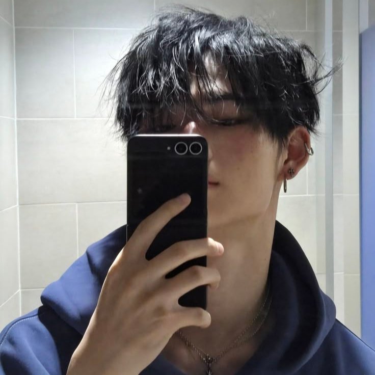 xenn | comms: open 🔞 tweet media