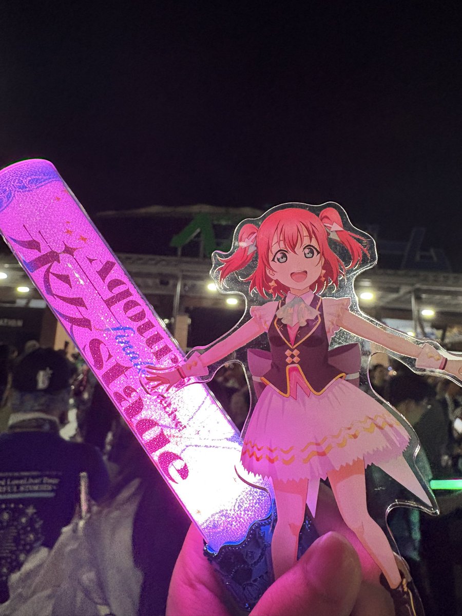 eight801268's tweet photo. #Aqours_finale_Day1 
#Aqours_finale_Day2

僕はモンストコラボで初めてAqoursちゃんと出会いそこから4年間という短い時間でしたが、かけがえのない軌跡を見届けることができ応援することが出来て、1つ1つの思い出が宝物です！

出会ってくれてありがとうございました！
そして10年間お疲れ様でした！ https://t.co/7OI6A1uLRg