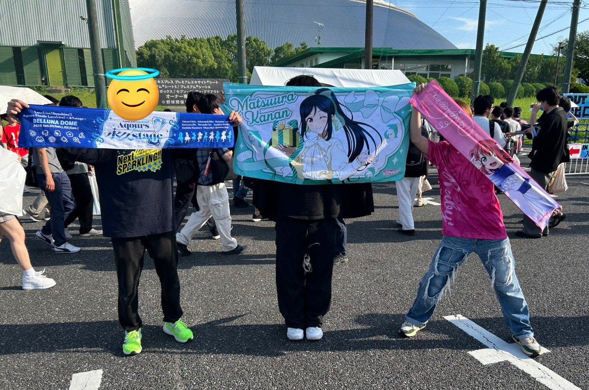 eight801268's tweet photo. #Aqours_finale_Day1 
#Aqours_finale_Day2

僕はモンストコラボで初めてAqoursちゃんと出会いそこから4年間という短い時間でしたが、かけがえのない軌跡を見届けることができ応援することが出来て、1つ1つの思い出が宝物です！

出会ってくれてありがとうございました！
そして10年間お疲れ様でした！ https://t.co/7OI6A1uLRg