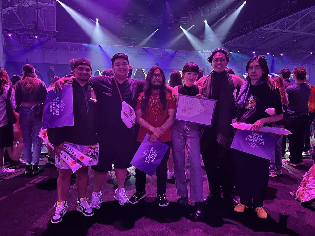 VenatusValorant's tweet photo. VNS at #VALORANTMasters Toronto!! https://t.co/H8A72Yzb3w