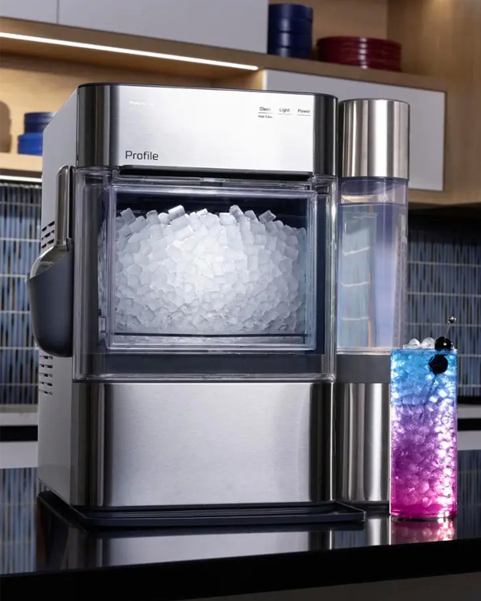 PCRichardandSon's tweet image. The crunch. The chill. The obsession. GE Profile nugget ice FTW! 🧊 ow.ly/bm1750W7Q9A

#GEProfile #NuggetIce #IceMaker