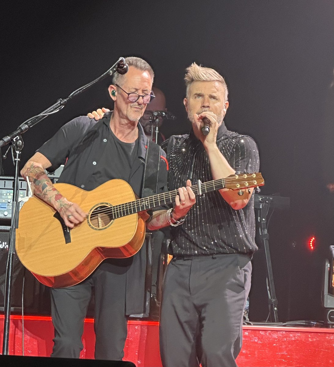 ⫩🎶 Ali 💃🏻❤️💙 🎶⫩ tweet media