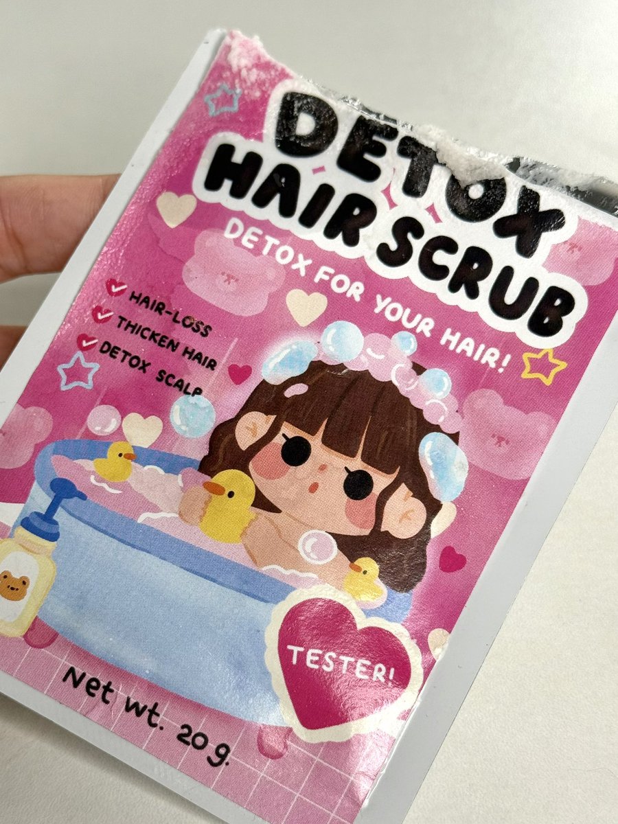 สครับหนังผมกัน📍🎀 ได้ลองแล้วติดใจมากแบบที่สุด หนังหัวมันช้าลง ลดกลิ่นหัว ได้กลิ่นหอม ๆ มาแทน แล้วกลิ่นติดทนมาก ตอนขัดไปเม็ดละเอียด เกาเองยังแทบหลับ55555 ขัดวน ๆ แล้วลงแชมพูต่อ ดี !