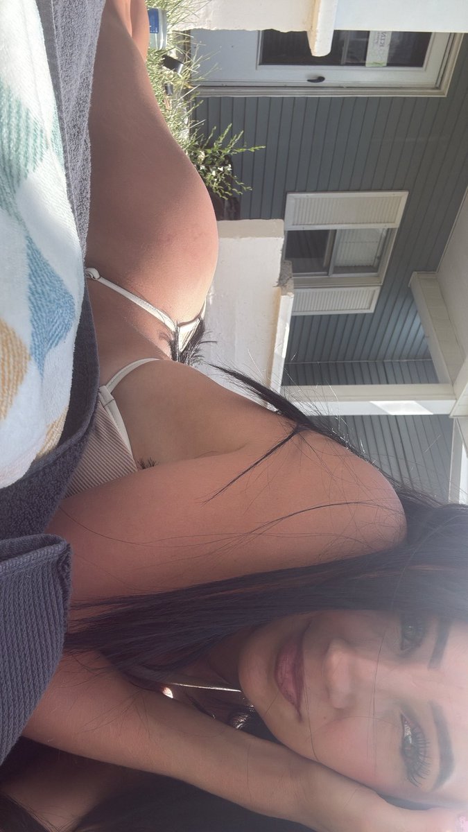 RayganBackus's tweet image. I need more girl friends! Msg me!!🩶