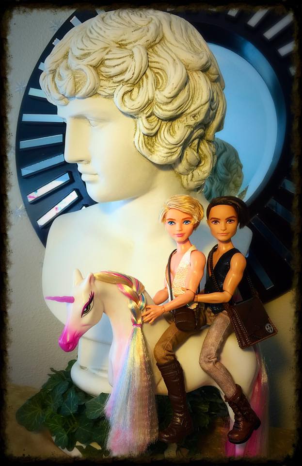 antinousgaygod's tweet photo. 🪷 22 June is #HouseSpirit Day: Have you a little Fairy in your house? Honor your protective household #Genius #Lares #pixies #elf #afreet #brownie #djinn #pucca #fairies #elves. #Antinous house-spirit poppet doll art by #KeithMezaenAsetHoberg. 🪷 https://t.co/lnteDQiaY0