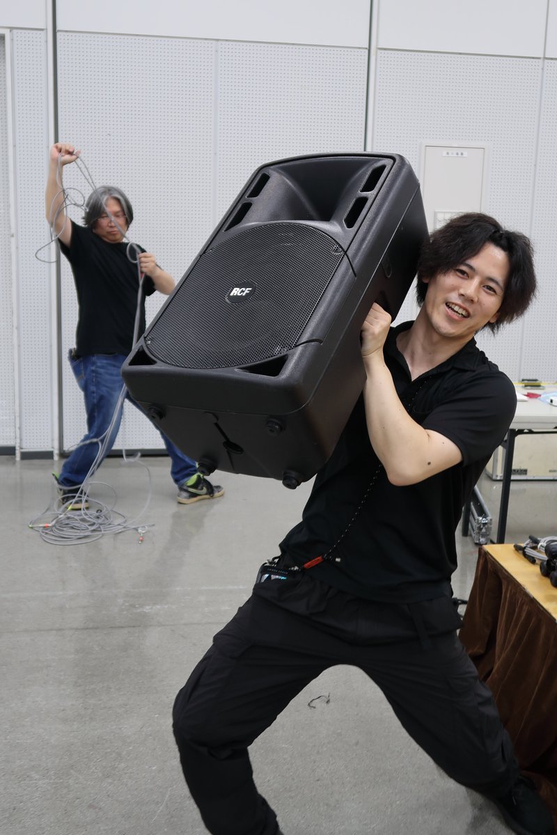 tytty001's tweet photo. ひろさん＆たろちゃん。
今回も音響頑張ってました👍

#ひろ＠aicora
#泉太朗
#大九州合同祭 https://t.co/zAc7B5Sq3B