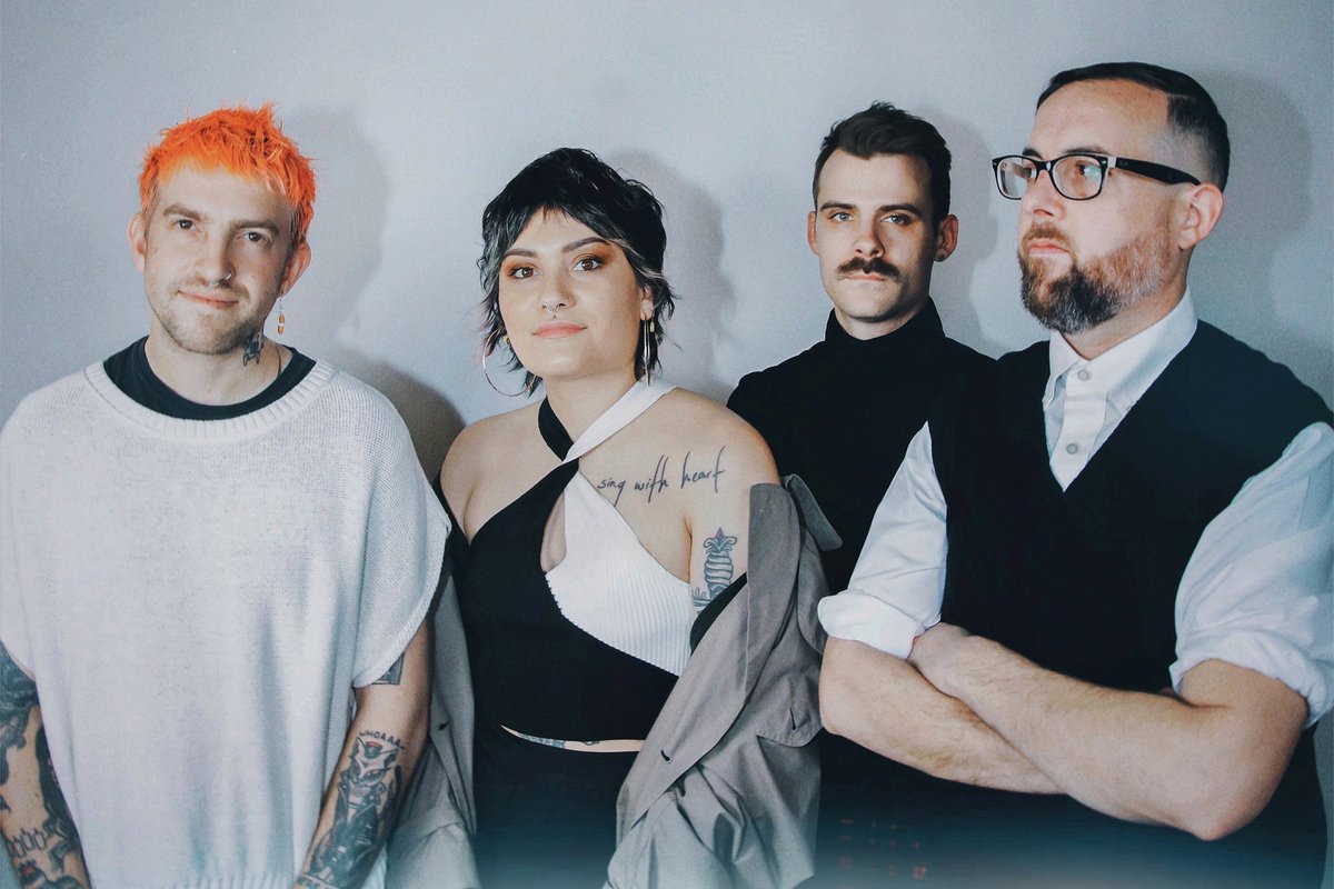 Evenin' folks!

To round off what has been a very beautiful and very busy week, we've got a treat for ya. Brit and Tim from <a href="/catbiteband/">CATBITE</a> have come to have a chat with us ahead of their Bodega headline on the 8th July.

Give it a read here: bodeganottingham.com/blog/meet-em-c…
