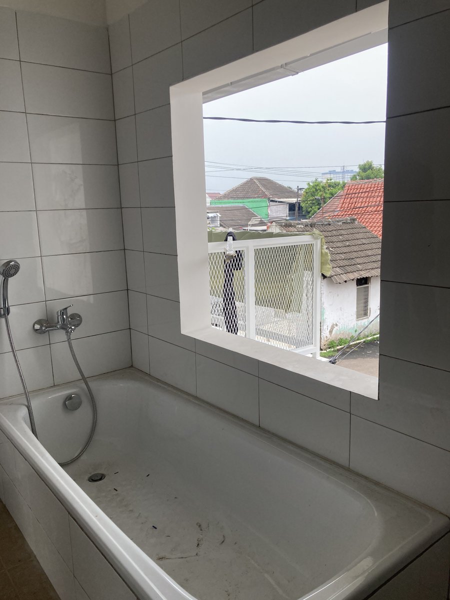 hl_fbn's tweet photo. Berendam dengan view dan angin semriwing 🌬️🌬️🌬️ https://t.co/PikBm0yoJm