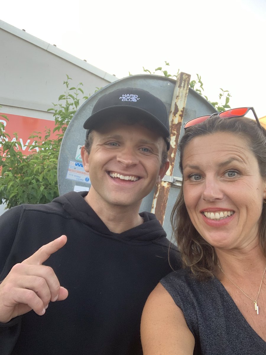 FrizVerena's tweet photo. Just spent 3 amazing days at the BTC Prag. Great networking, inspiring talks and hope for the future of sound money - make more bitcoiners! https://t.co/mScdEStS0P