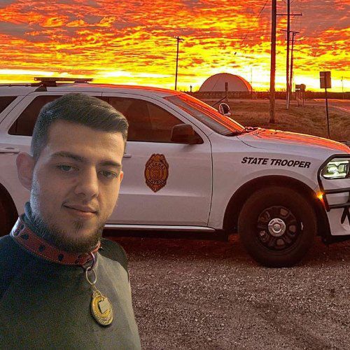 djspitrapper's tweet photo. Tw//pedophilia, zoophilia, animal abuse, elderly abuse 
RT PLEASE
So isn't my normal post but I am going to use my platform to expose a known online predator who is genuinely a threat to children

This is @/xprotofurry or should I call them by their real name Lyric Nolan Morris https://t.co/hW6k2E6KZr