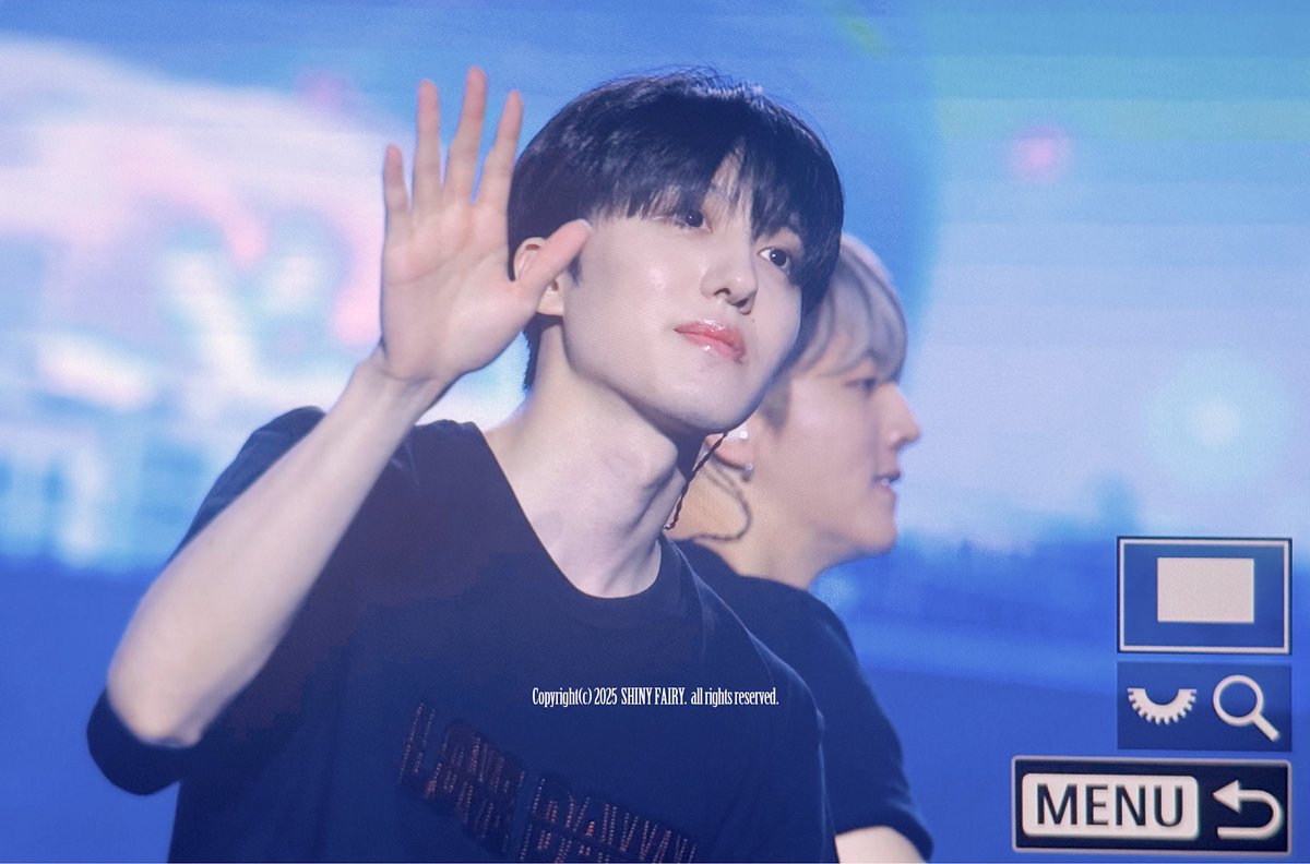 ShinyFairy_cn's tweet photo. 250622 영원히 행복만 해
#찬희 #CHANI https://t.co/I8FQaXGUJN