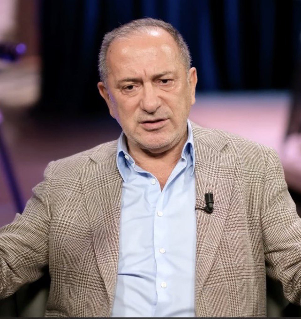 #SONDAKİKA | 
Fatih Altaylı tutuklandı😀
Kaşınanı kaşırlar...