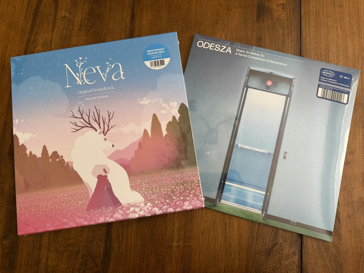 I’m officially a record collector. Look at what arrived this weekend! <a href="/berlinistmusic/">Berlinist</a> <a href="/nomadastudiobcn/">Nomada Studio - NEVA & GRIS</a> <a href="/odesza/">ODESZA</a> <a href="/AppleTV/">Apple TV</a> #Severance