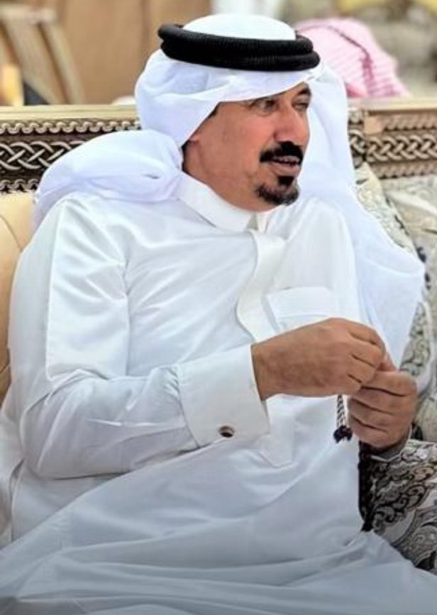 #اللحيسة
تُبارك وتُهني ابن العم الاستاذ  / عبدالعزيز سعود الهاجس الوهبي ، مدير مركز صحي عقلة بن داني  .. بمناسبة ترقيته بوزارة الصحة ، امنياتنا لك بالتوفيق ومنها الى اعلى ، تستاهل كل خير ابو بندر .
#حائل