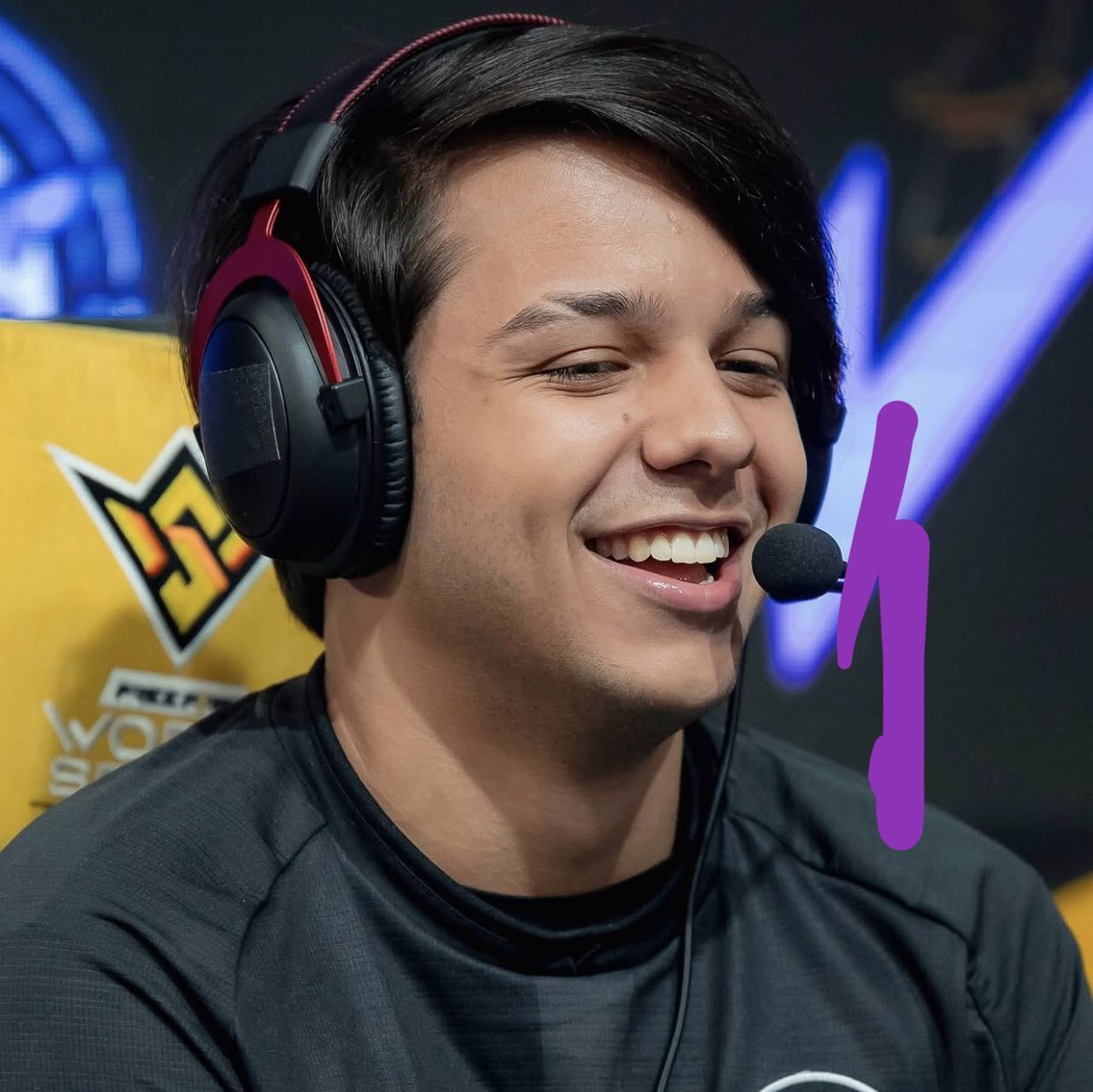 Igorps_ofc's tweet photo. Hoje e dia de ser campeão, dia de mostrar o porquê somos o melhor time do mundo, dia de acreditar no objetivo e confiar em quem tá lá nos representando, hoje e dia de fluxo, dia de SER FLUXO 💜
Hoje o bixo papão VAI ENTRAR PRA GAME, E VM GANHAR ESSA PRR
#GoFX💜 https://t.co/X69sp7tNxM