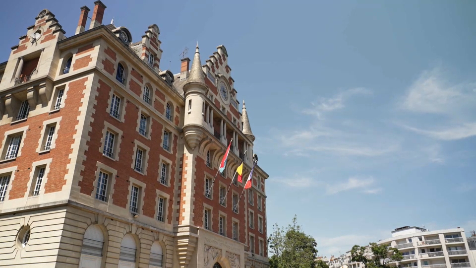 France3Paris's tweet photo. "Un lieu unique dans le monde" : la Cité universitaire fête ses 100 ans
https://t.co/NwxuOsZHmt #citeuniversitaire https://t.co/LqJGO1x0xR