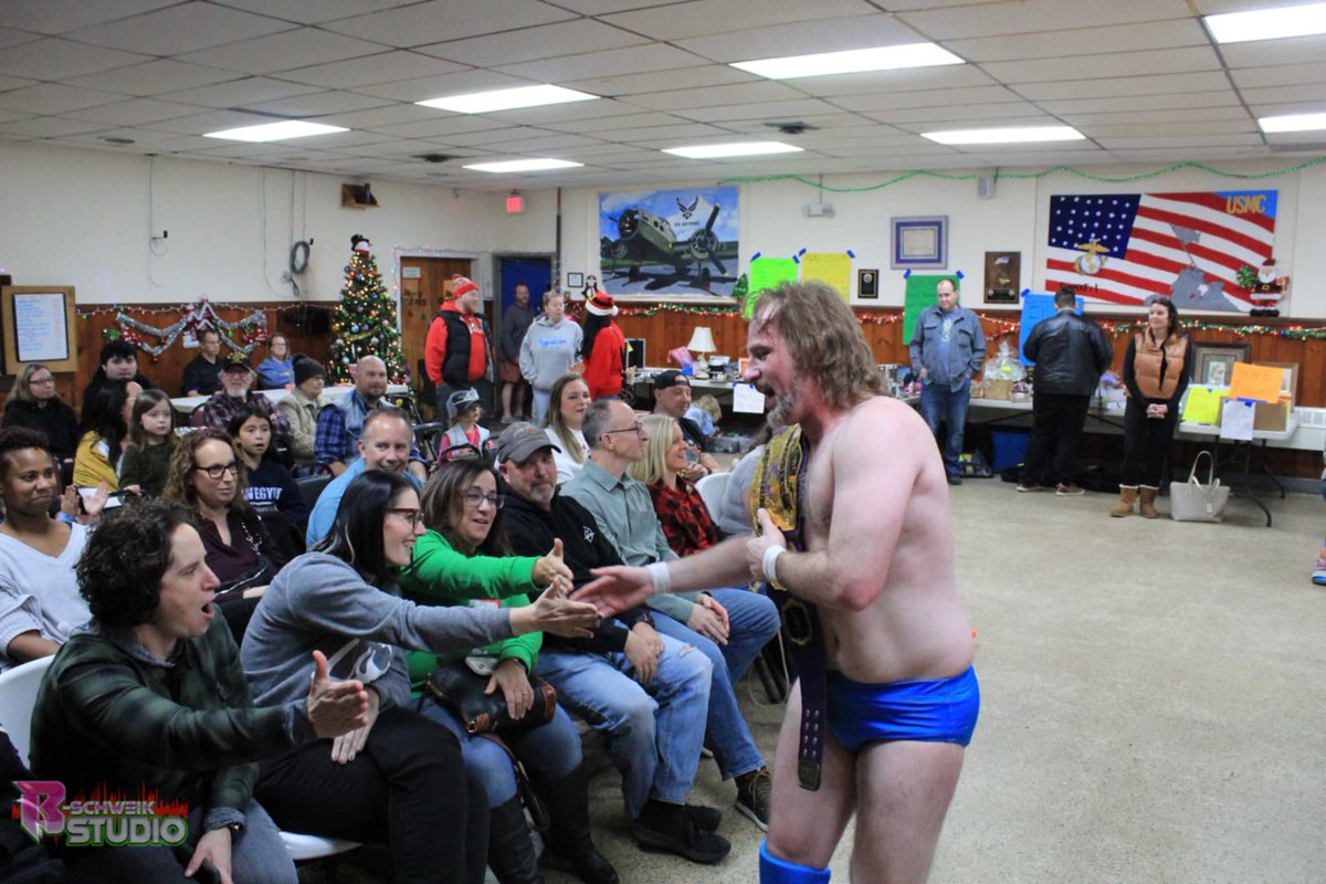 Rad Dad is for the people!

📷 <a href="/b_schweik/">Brian M Schweiker</a> / <a href="/UWCFamily/">UWC Family</a>