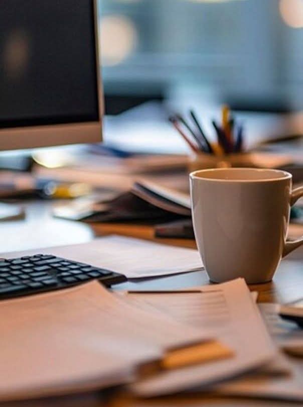 الرواية تشبه حياة أبطالها، تحتاج إلى وقت حتى تختمر وتتبلور. لا بد أن يمر الكاتب خلال كتابتها بعقبات، وتقلبات في المشاعر، ولحظات فرح وأخرى ألم، بدون ذلك لن تخرج الرواية مكتملة النضج.