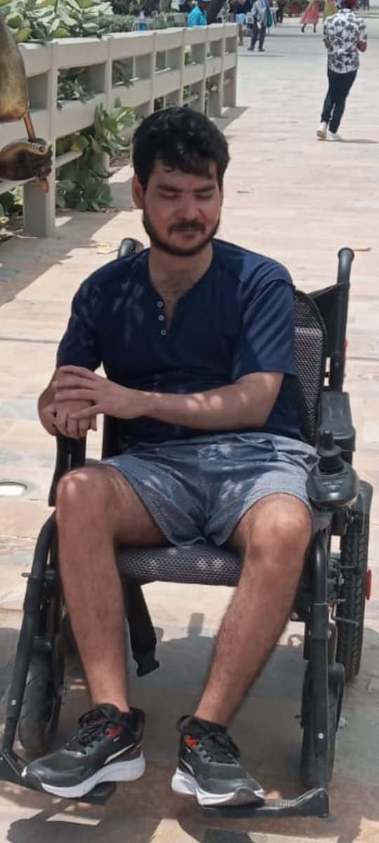 Soy una persona en estado de discapacidad que realizo una denuncia ante la <a href="/CIDH/">CIDH - IACHR</a> por la vulneracion a los derechos de la salud, la vida y la seguridad. Derechos que se siguen negando por el gobierno nacional y solo me queda denunciar mi situación por este medio mientras recibo>