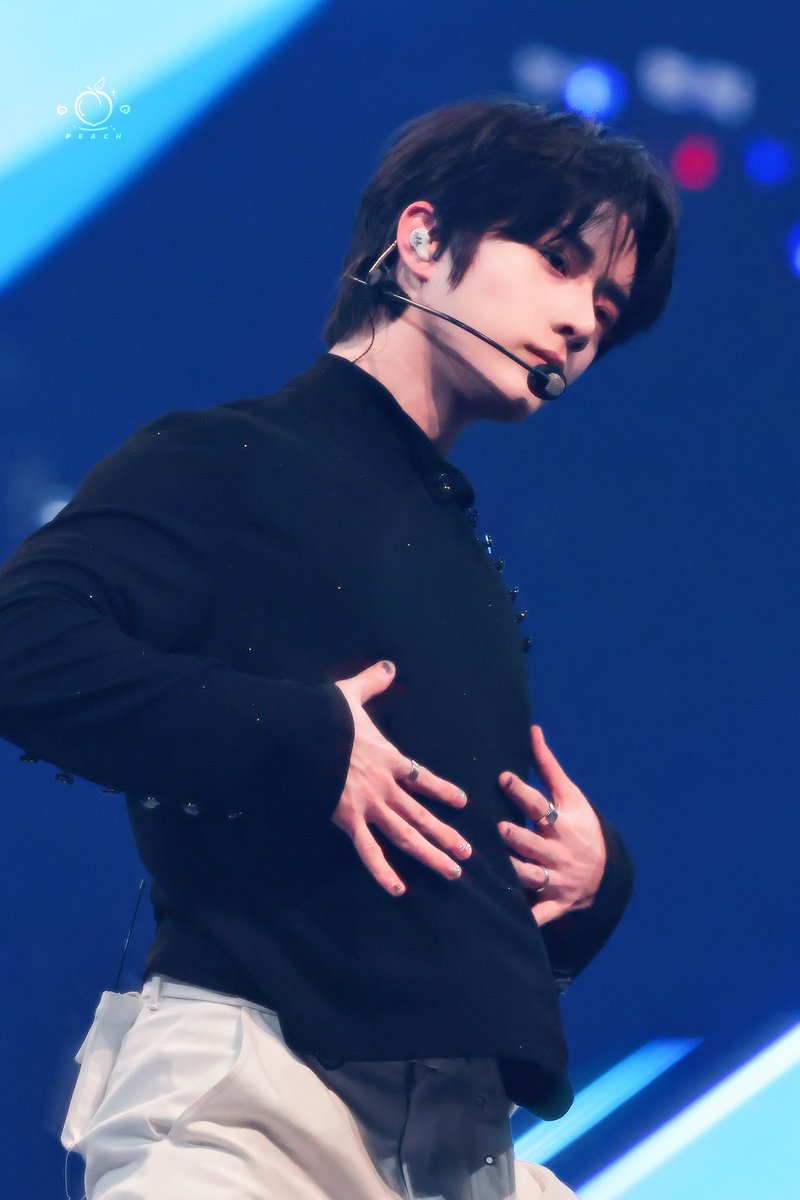 cutemeoo's tweet image. 250621

#범규   #BEOMGYU #ボムギュ
#TXT #TOMORROW_X_TOGETHER
#투모로우바이투게더 #투바투