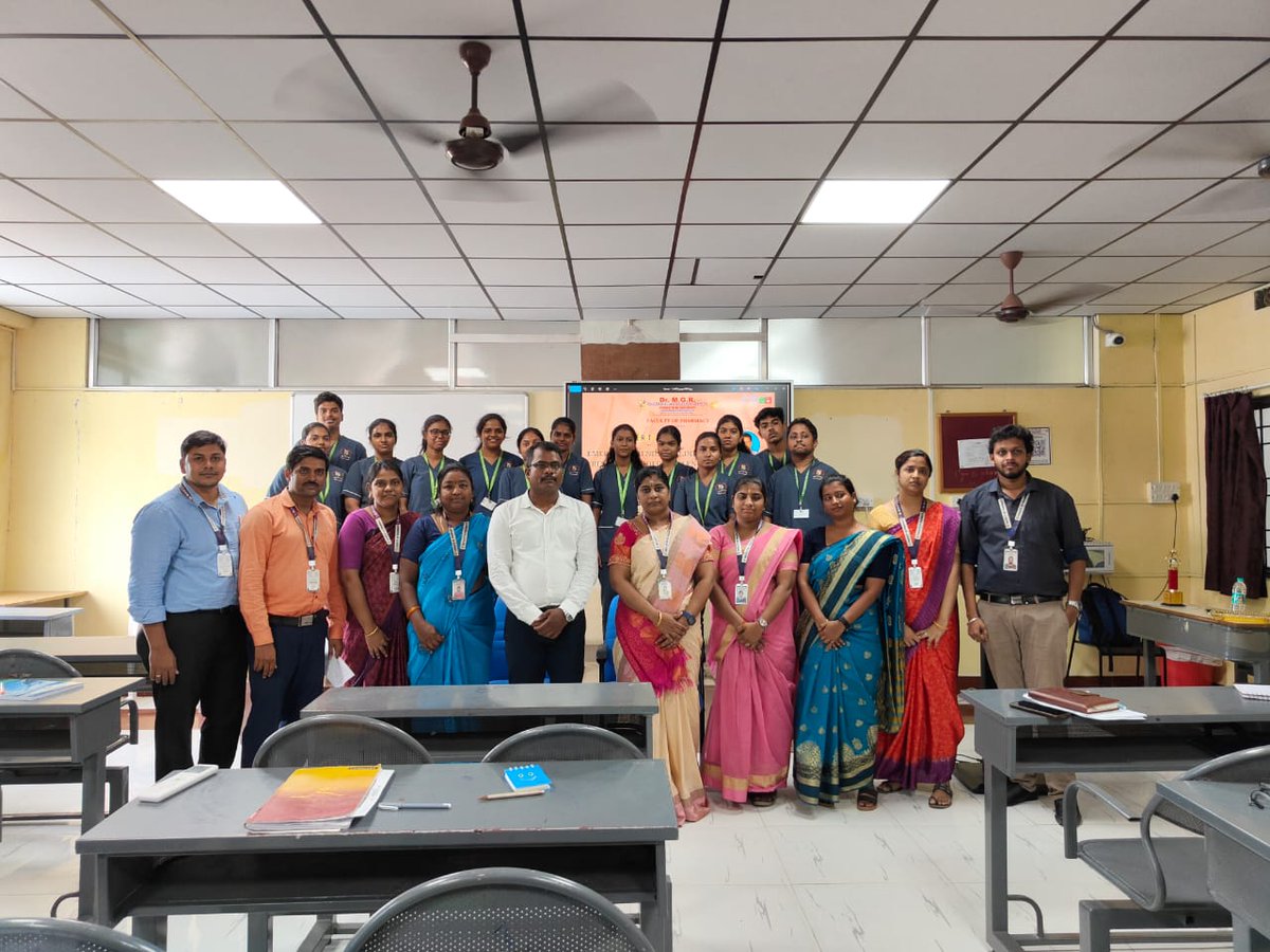 Mgr_Pharma's tweet photo. FOP, Dr. MGRERI proudly organizes an Expert Talk on "Emerging Trends in Clinical Research and Bioequivalence Studies" to our students on 14.6.25, by the speaker Dr. Jagadeesan. M from SRM College of Pharmacy have given an great lecture about the event

Follow us on X_ @mgr_pharma https://t.co/JNOnIrHdBc