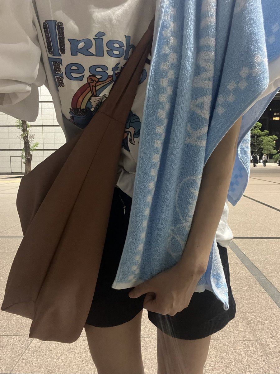 神はサイコロを振らない
Hall Tour 2025 #LoveyDoveyCity 
📍グランキューブ大阪