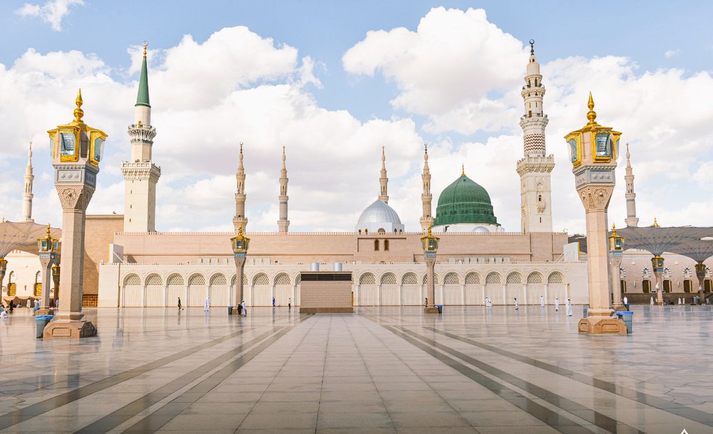 مسجد نبوی شریف گنبد خضرا کی آج کا نیا تصویر ، السلام علیک یارسول اللہ صلیٰ اللّٰہ علیہ وآلہ وسلّم !