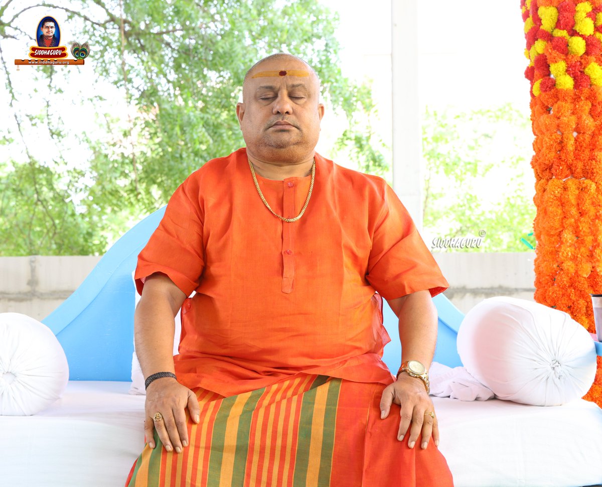 SiddhaguruRM's tweet photo. Meditation || Day 05 || Mouna Dhyana Tapodeeksha
As the silence deepens, the mind dissolves.
#Day5Meditation #MounaDhyanaTapodeeksha #Siddhaguru #Meditation #SpiritualJourney #InnerSilence #Tapodeeksha #SelfRealization #DivineSilence #ధ్యానం #సిద్ధగురు #మౌనతపస్సు https://t.co/XxCHB8b2t6