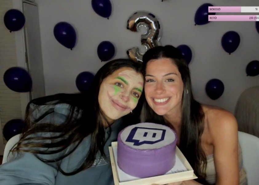 Los mejores 3 años💜 lo dieron todo🥺🫶 por y para siempre mis streamers favoritas🤍