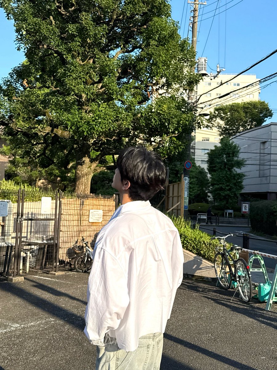 YOUNITE_JP's tweet photo. 晴れの日YOUNIZと🤍

#ギョンムン #KYUNGMUN https://t.co/VCj1tHravy