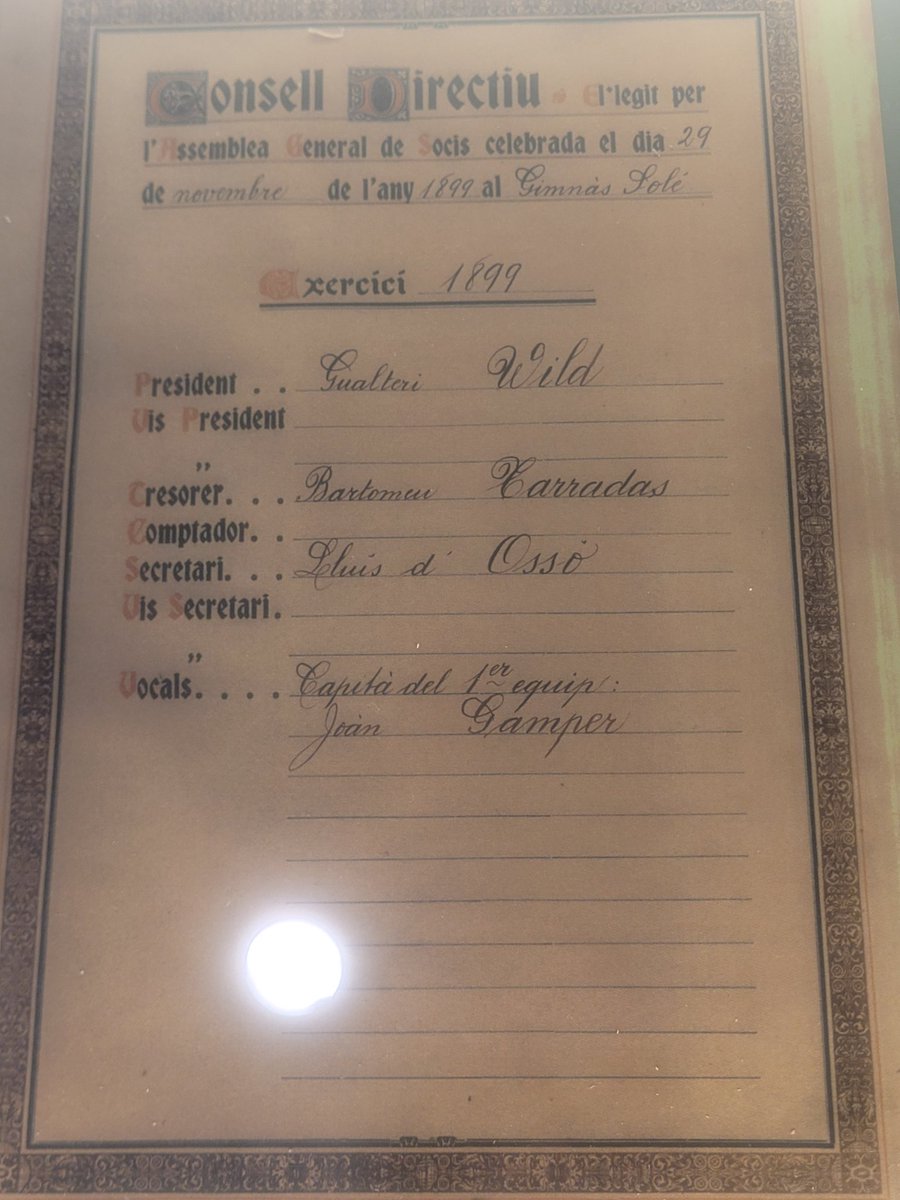 Per la tonteria del Hans, que van repetint. 1899, Joan Gamper signa com a Joan Gàmper. Òbviament, la documentació interna del club, en català.