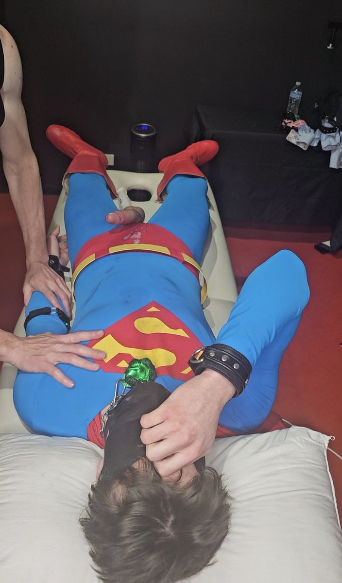 DTHDom77's tweet photo. Sneak peek of this sexy puppy hero being owned and controlled

#superman #supermandefeated  #submission https://t.co/EWI2tn1U2E