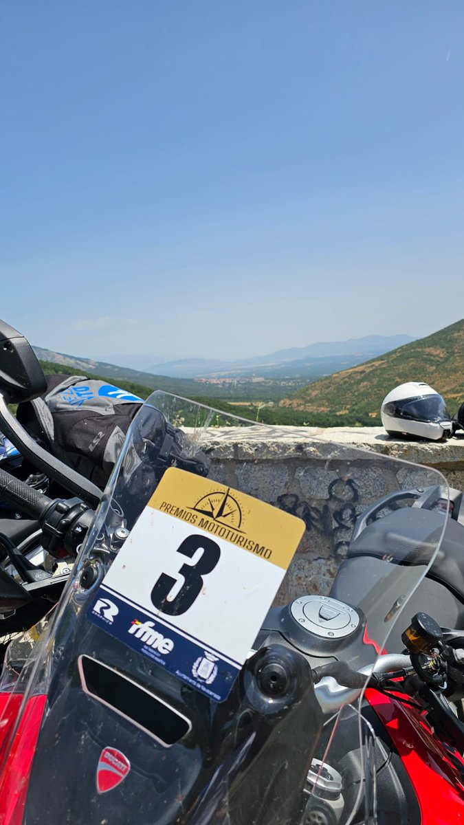 Además de constatar en la gala de premios cómo esta parte del sector cobra cada vez más relevancia, disfrutamos de una preciosa ruta que nos llevó a recorrer los alrededores de la localidad madrileña.
Gracias por contar con ANESDOR <a href="/GustavoCuervo1/">Gustavo Cuervo</a>.
#vivelamoto #mototurismo