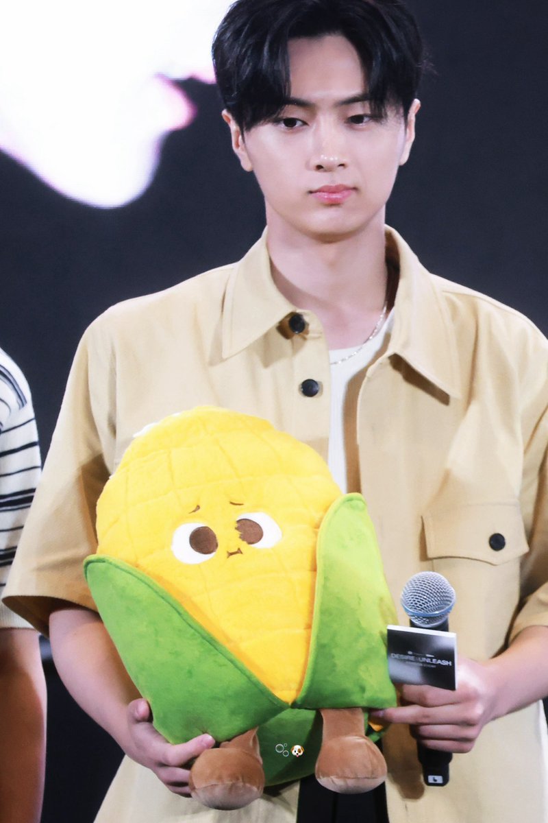 poppup_J's tweet photo. 250622 쇼피

옥수수 킹🌽

#JAY #제이 #ジェイ
#ENHYPEN #엔하이픈 #エンハイプン https://t.co/q9SBy7mBuc