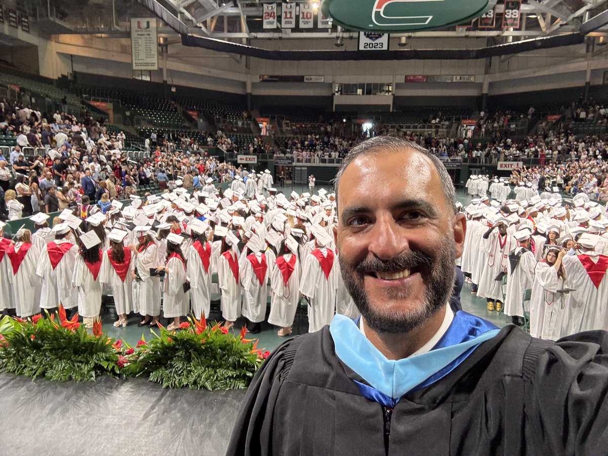 dduque44's tweet image. What a finish to the 2024-2025 school year, where our Spartans dominated in all 4 A’s: academics, activities, athletics, & the arts! #SpartanBuiltUSA #EverybodyWantsToBeASpartan #MDCPSYourBestChoice