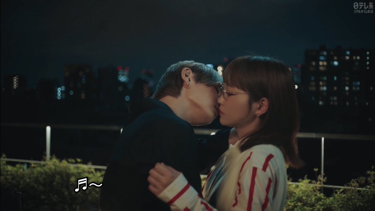 きゃーーーー!!!!!! さっきスクリーンで見てた山田涼介がーーー