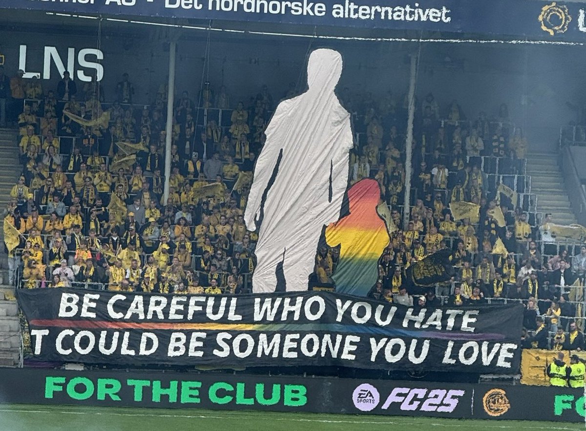 Hyller Bodø-Glimt fansens TIFO i går. Fin! ❤️